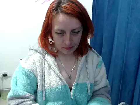 kittykalor09 online show from February 3, 2:25 am