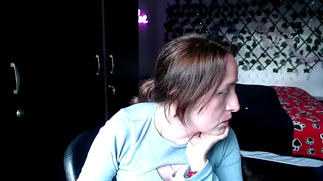 kittykalor09 online show from March 31, 10:12 pm