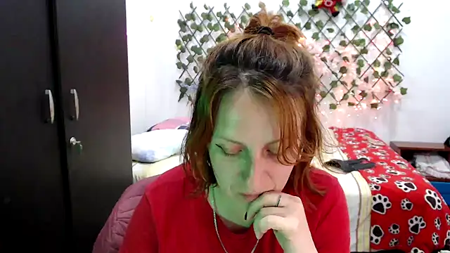 kittykalor09 online show from March 29, 12:34 am