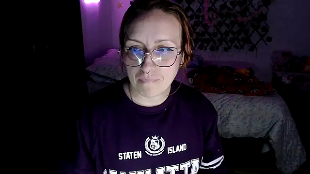 kittykalor09 online show from February 14, 3:18 am