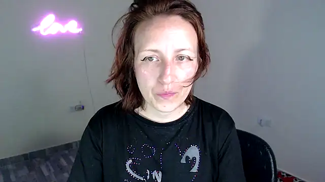 kittykalor09 online show from April 12, 10:24 pm