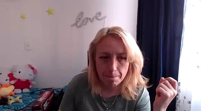 kittykalor09 online show from December 5, 2:28 pm