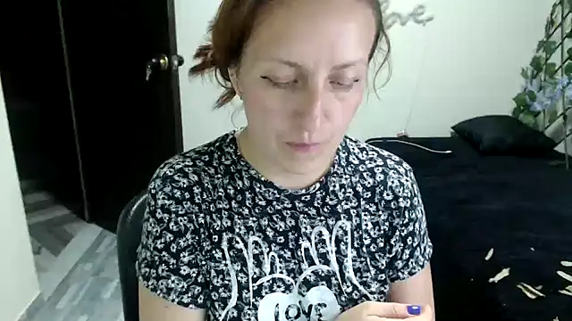 Snapshot of kittykalor09 chatting on June 26, 4:18 am kittykalor09 online show from June 26, 4:18 am