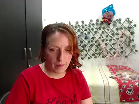 kittykalor09 online show from March 14, 11:33 pm