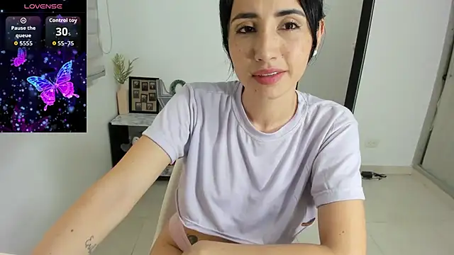  arianna hot22 online show from June 12, 3:04 am