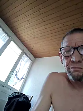 Snapshot of Fabu74 chatting on May 16, 2:49 pm Fabu74 online show from May 16, 2:49 pm