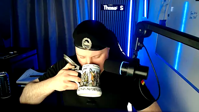 DerPornoPete online show from May 10, 12:14 am