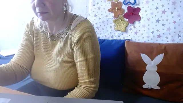 QueenLana online show from April 23, 12:29 pm