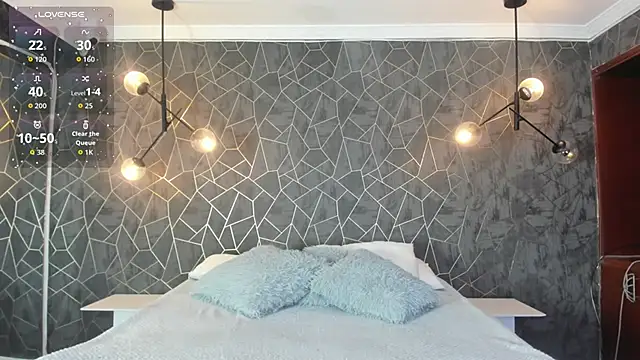 danaythamara1 online show from September 17, 8:11 pm