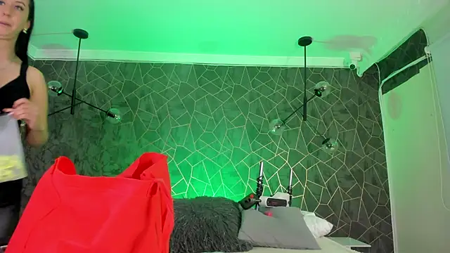 danaythamara1 online show from October 24, 10:20 pm