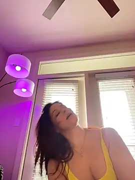 bellafreakyfun online show from March 9, 5:16 pm