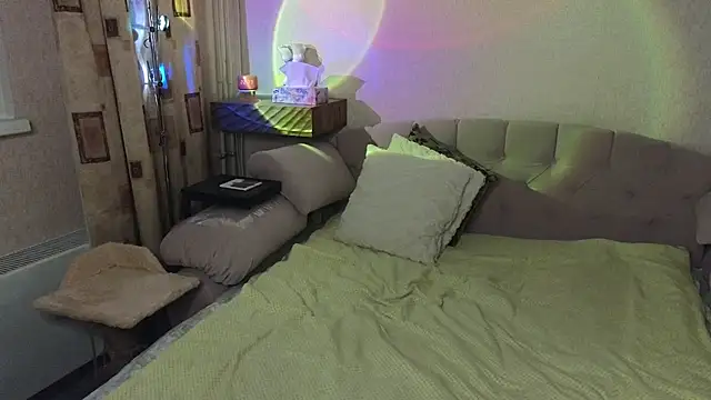 Snapshot of Vivian_Davis chatting on February 2, 7:24 pm Vivian Davis online show from February 2, 7:24 pm