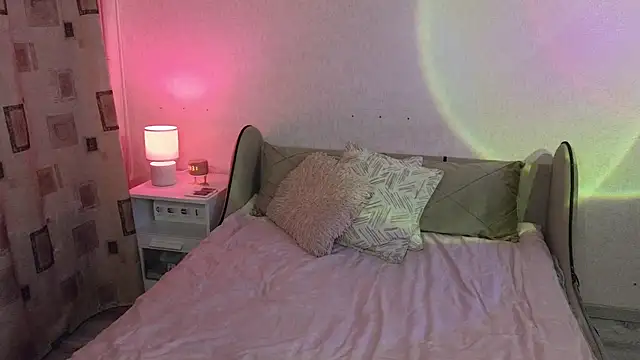 Vivian Davis online show from November 30, 8:31 pm