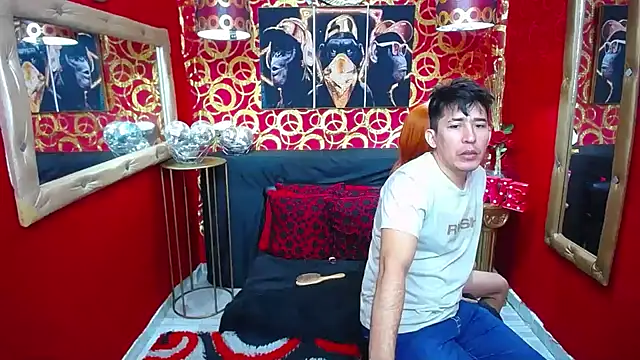 shannentrans online show from January 22, 1:11 pm