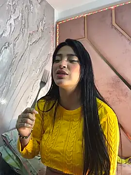 natalia-888 online show from November 22, 12:43 am