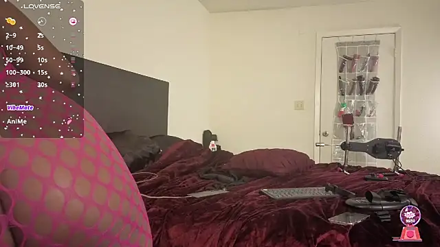 Snapshot of nyna_stax chatting on October 14, 11:14 pm nyna stax online show from October 14, 11:14 pm