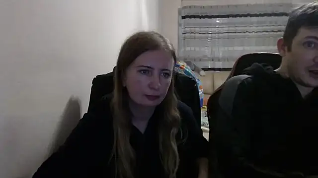 PeterAndJen online show from October 12, 6:20 pm