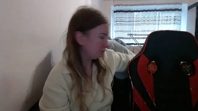 PeterAndJen online show from November 8, 7:34 am