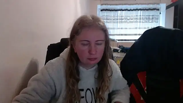 PeterAndJen online show from February 15, 7:09 am