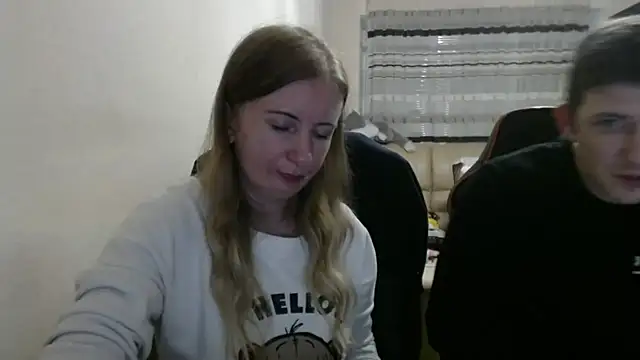 PeterAndJen online show from October 6, 7:36 pm