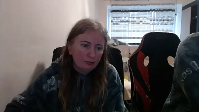 PeterAndJen online show from February 12, 5:56 pm