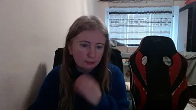 PeterAndJen online show from February 28, 8:25 am