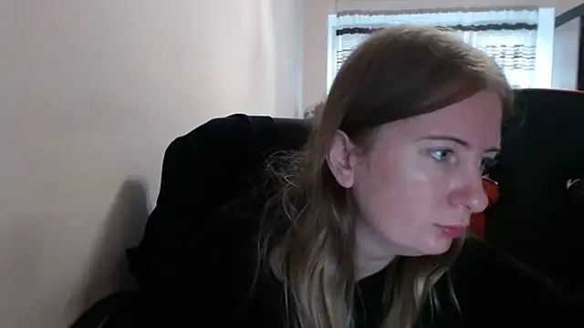 PeterAndJen online show from October 9, 8:04 am