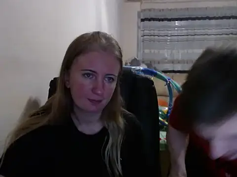 PeterAndJen online show from September 25, 6:58 pm