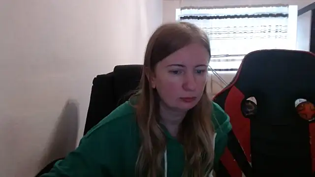 PeterAndJen online show from October 20, 6:26 am