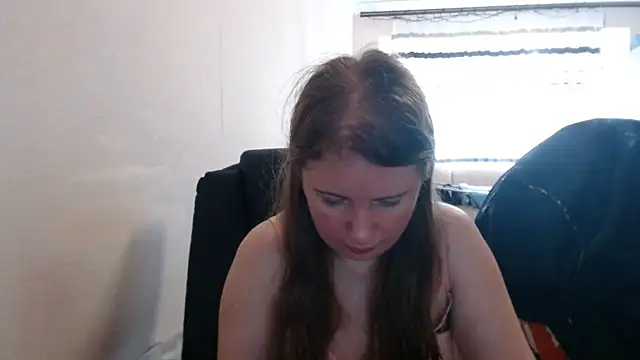 Snapshot of PeterAndJen chatting on July 8, 7:42 am PeterAndJen online show from July 8, 7:42 am