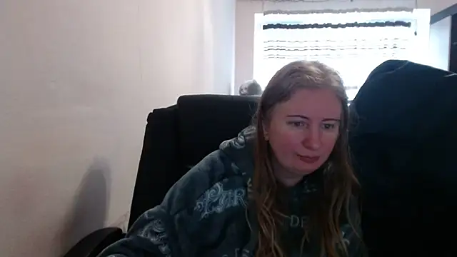 PeterAndJen online show from February 8, 7:50 am