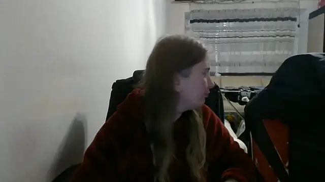 PeterAndJen online show from February 23, 7:14 pm