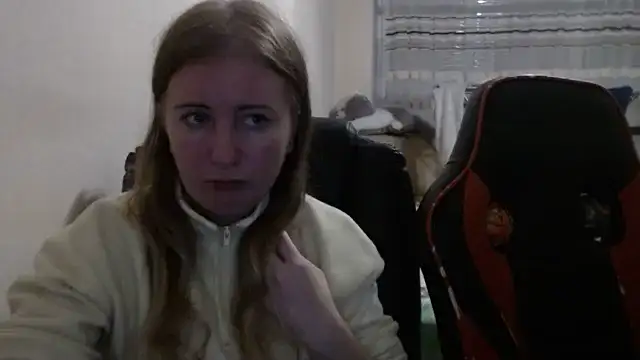 PeterAndJen online show from November 7, 7:29 pm