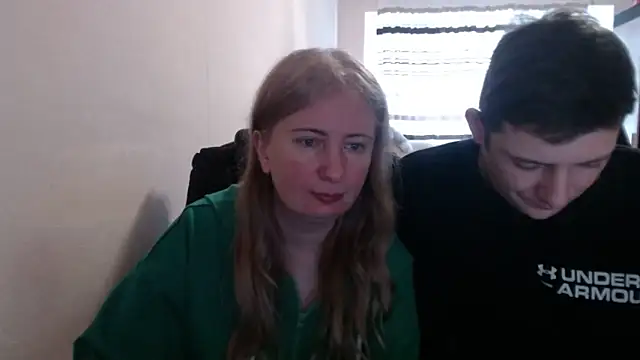 PeterAndJen online show from March 28, 8:37 am