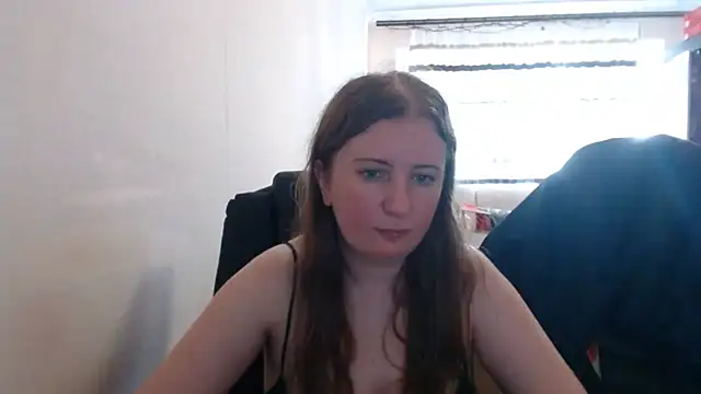 Snapshot of PeterAndJen chatting on July 16, 6:05 pm PeterAndJen online show from July 16, 6:05 pm