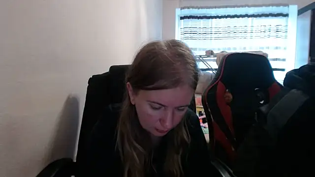 PeterAndJen online show from October 14, 6:47 am