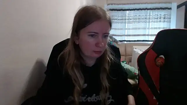 PeterAndJen online show from October 10, 8:15 am