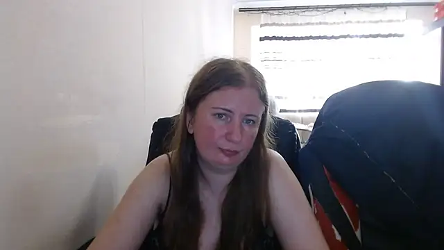 Snapshot of PeterAndJen chatting on July 15, 5:53 pm PeterAndJen online show from July 15, 5:53 pm