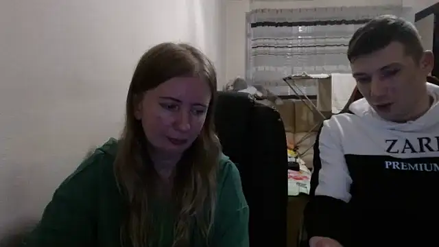 PeterAndJen online show from October 16, 7:33 pm