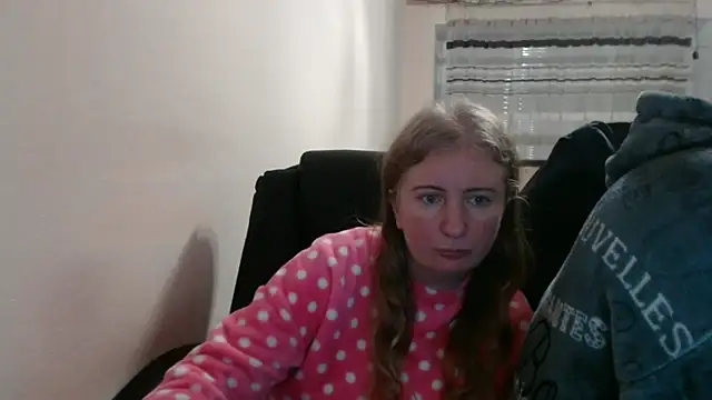 PeterAndJen online show from January 8, 7:53 pm