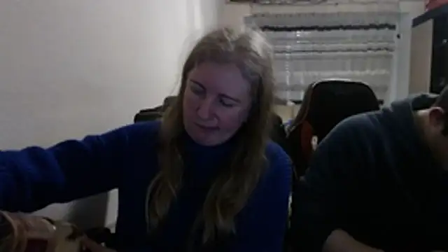 PeterAndJen online show from February 25, 7:47 pm