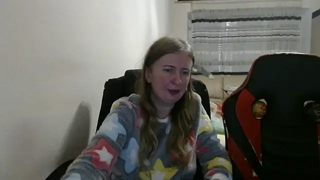 PeterAndJen online show from November 24, 7:58 pm