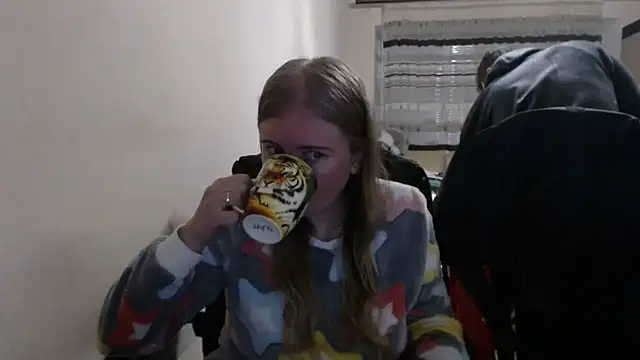 PeterAndJen online show from December 17, 6:13 pm