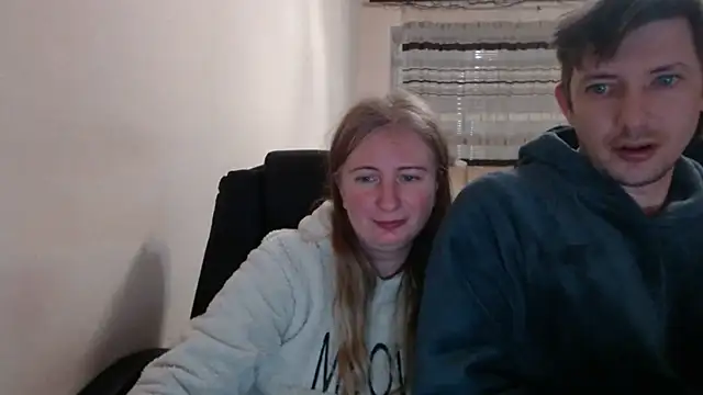 PeterAndJen online show from January 18, 7:50 pm