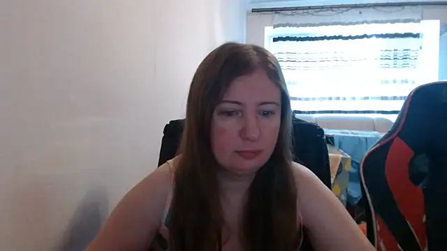 Snapshot of PeterAndJen chatting on July 9, 7:53 am PeterAndJen online show from July 9, 7:53 am