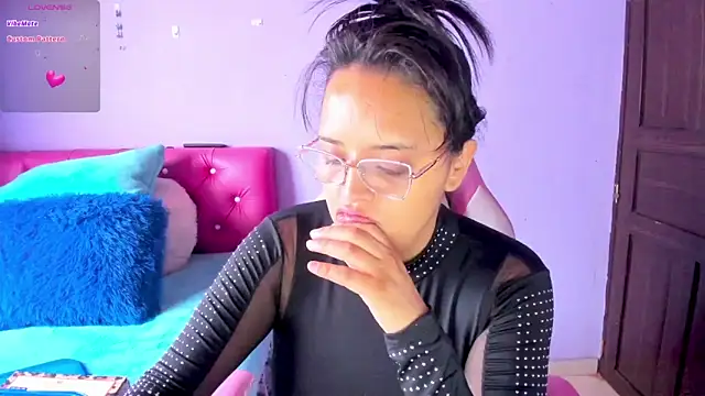 crissn0707 online show from March 17, 12:41 pm