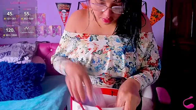 crissn0707 online show from October 30, 2:36 pm