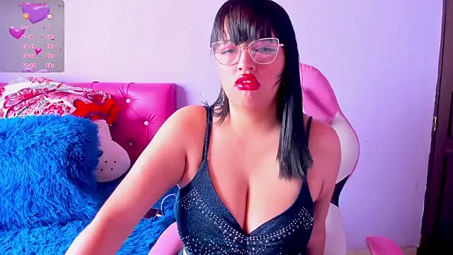 crissn0707 online show from February 26, 12:27 pm