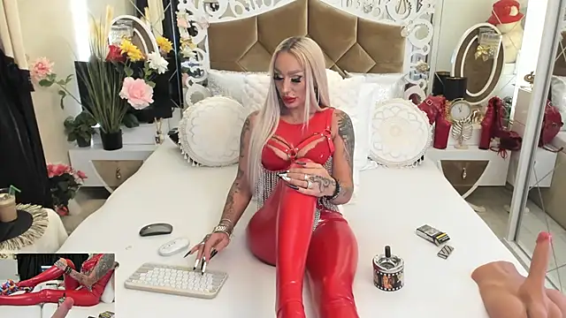 Snapshot of hotgirlsmoking_69xxx chatting on September 27, 3:29 pm hotgirlsmoking 69xxx online show from September 27, 3:29 pm