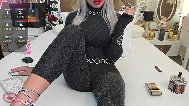 Snapshot of hotgirlsmoking_69xxx chatting on March 15, 3:16 pm hotgirlsmoking 69xxx online show from March 15, 3:16 pm